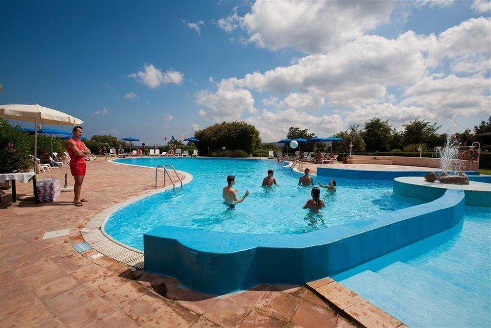 Sporting Hotel Tanca Manna Cannigione Exterior photo