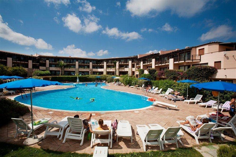 Sporting Hotel Tanca Manna Cannigione Exterior photo